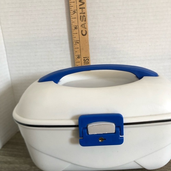 90s Yves Rocher Hard Sided Locking Makeup Case - Picture 7 of 9